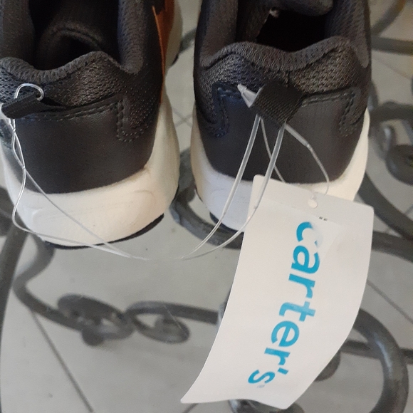 CARTERS SNEAKERS - Picture 5 of 7